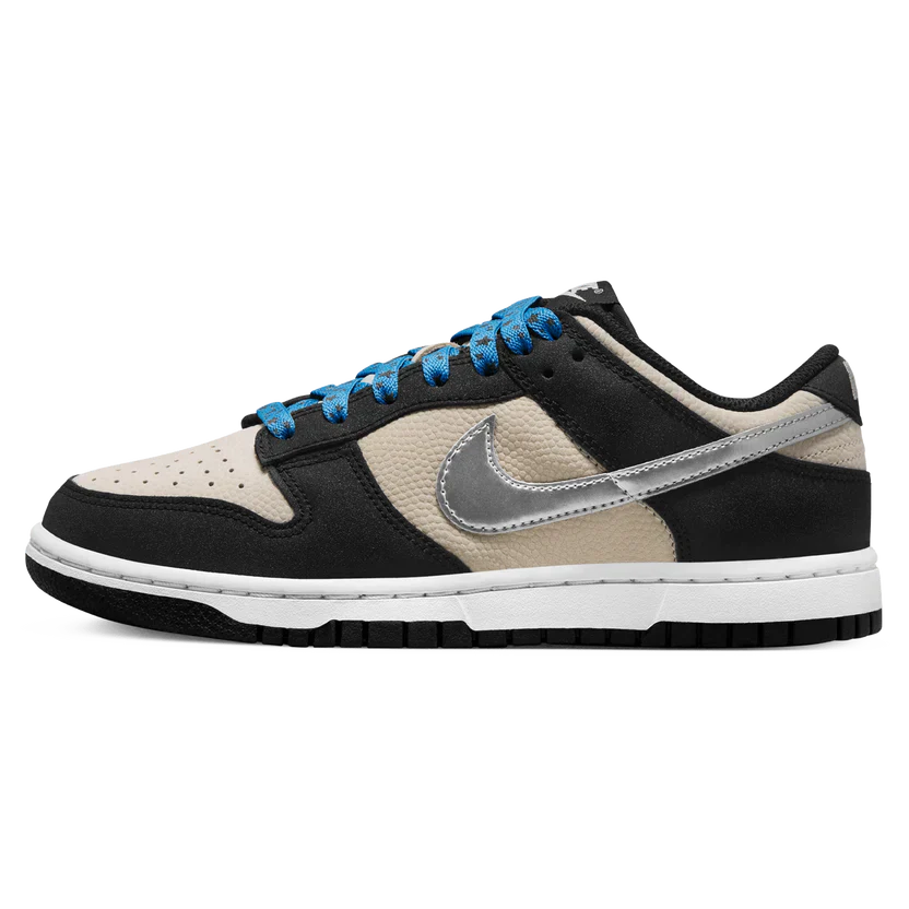 Nike Dunk Low 'Starry Laces'